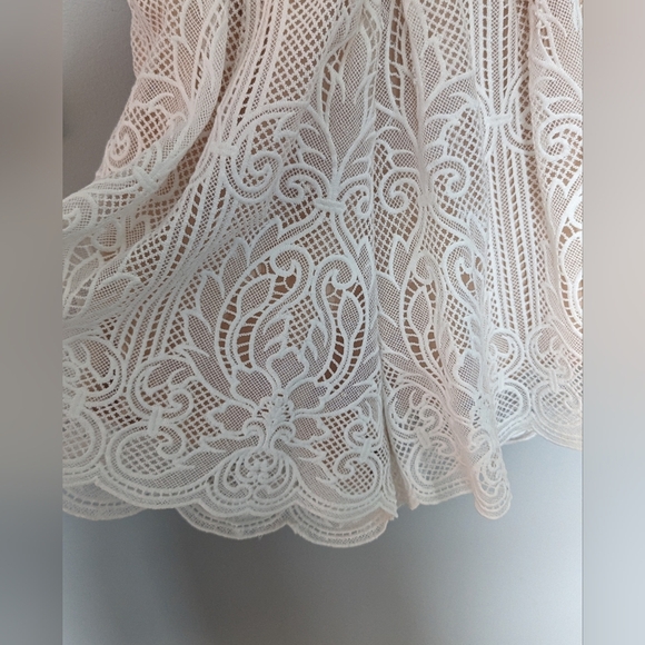 Love Triangle Lace Romper - Picture 5 of 14